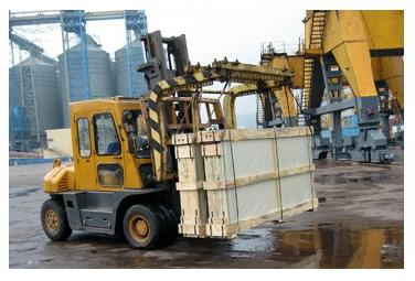 Muntacàrregues amb grues elevadores